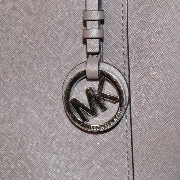 Micheal Kors Jet Set East West Tote Cinder Grey - Picture 6 of 13